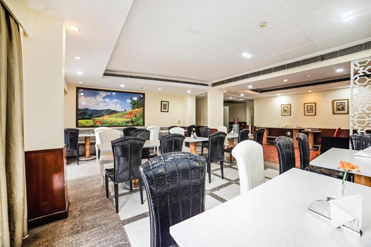 The Bmk Hotel Greater Kailash דלהי מראה חיצוני תמונה